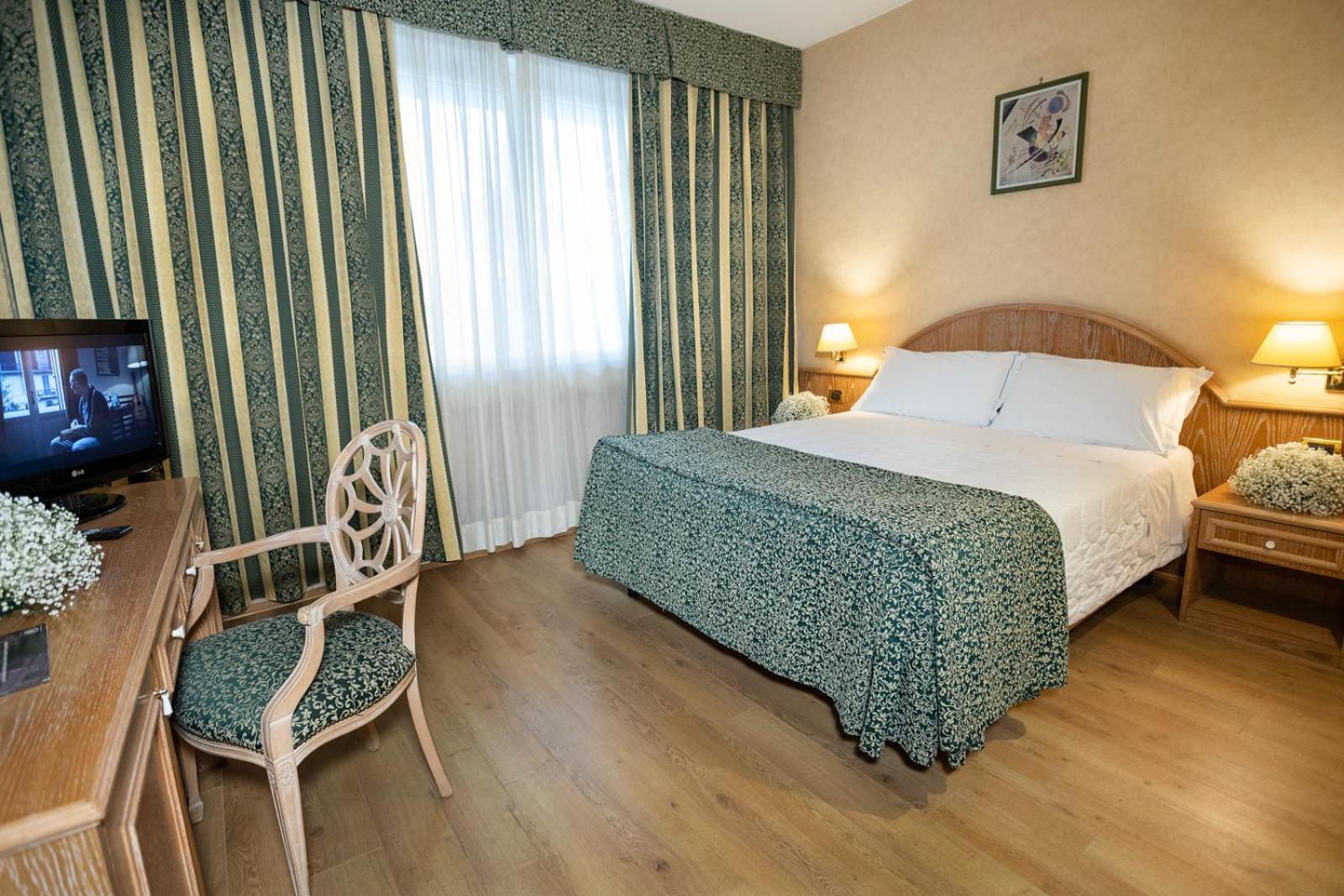 Hotel I Gigli Нола Екстериор снимка